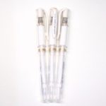 Uni-Ball UM 153 Signo Broad Point Gel Pen – White – Pack of 3