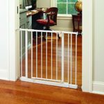 “Easy-Close Gate” North States: The multi-directional swing gate with triple locking system – Ideal for doorways or between rooms. Pressure mount, fits openings 28″ to 38.5″ wide (29″ tall, White)