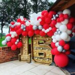 YAOWKY Red and White Balloon Garland Arch kit,124PCS 18 12 10 5 Inch Matte Red Matte White Latex Balloons and Red Confetti Balloons for Wedding Birthday Party Graduation Christmas Decoration